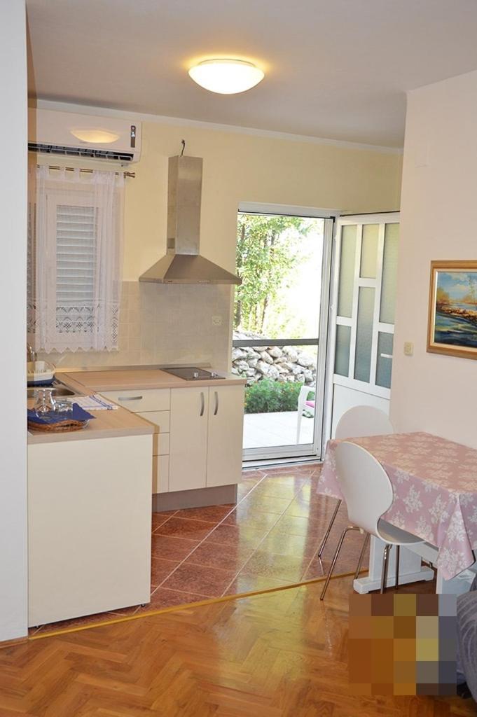 Studio Apartment In Preko With Sea View, Terrace, Air Conditioning, Wi-Fi 外观 照片